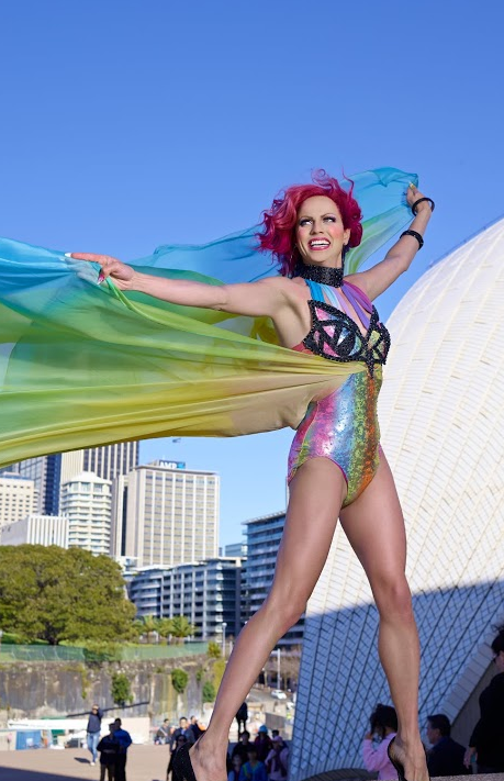 courtney act