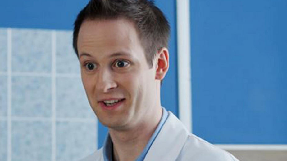 Russian-American actor publicly comes out as gay after homophobic comments