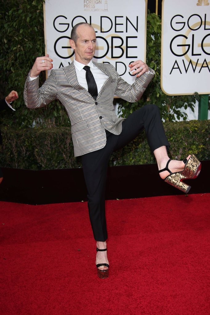 Denis O'Hare on the red carpet at the 73rd Golden Globe Awards. Photo: Twitter.