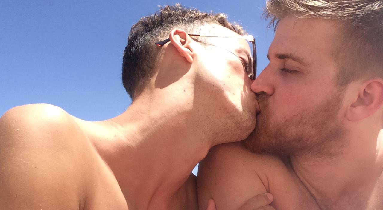 Military black gay Kelly wells fucks shemale