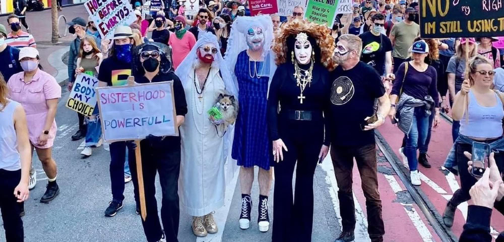 LA Dodgers Apologise, Revoke Pride Night Ban On Sisters Of Perpetual Indulgence
