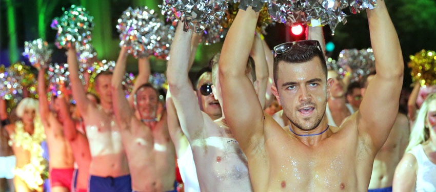 Rain stays away for 2014 Mardi Gras to burst into colour