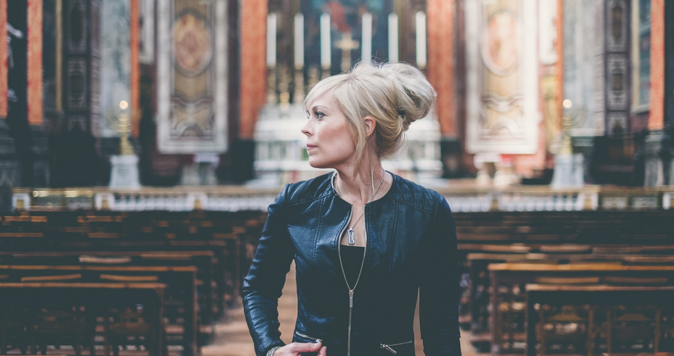 Christian rock star Vicky Beeching comes out as gay