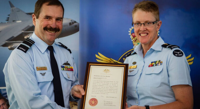 Air Marshal (Leo) Davies, Chief of RAAF (left) with Tracy Smart. (PHOTO: Supplied by the Department of Defence)