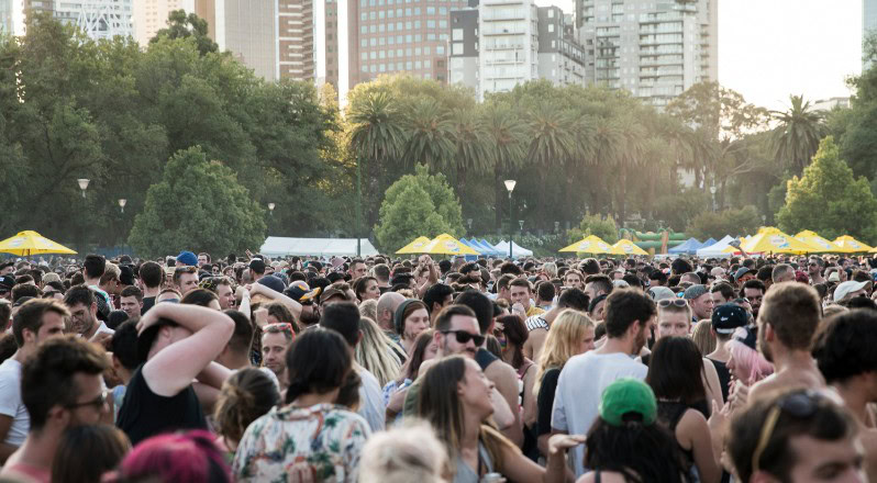 Midsumma kicks off with call for marriage equality and LGBTI rights at Carnival