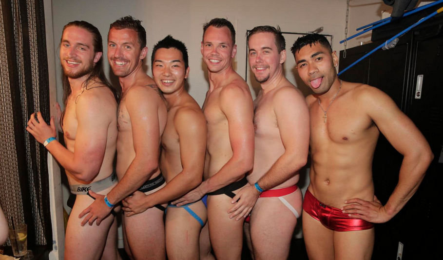 Gay tube canada