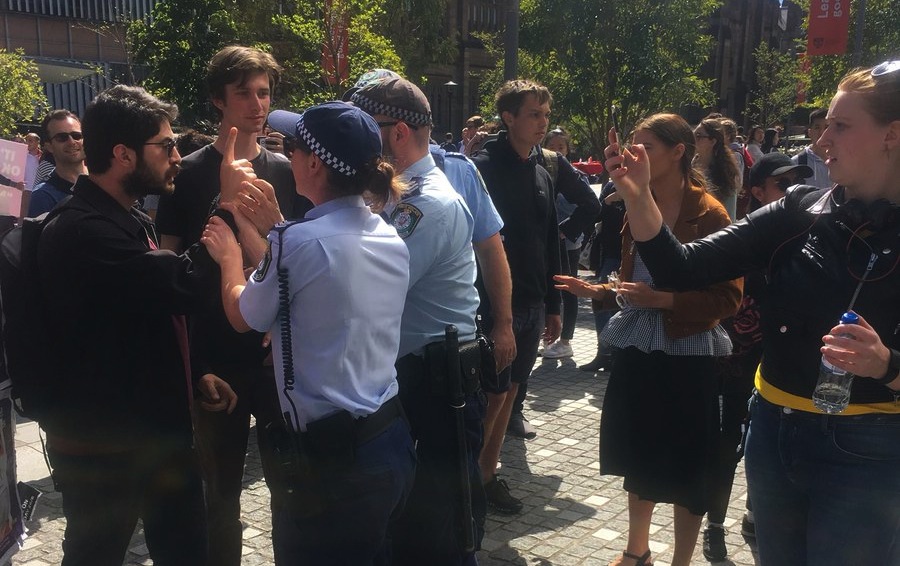 Police called to ‘Vote No’ rally counter-protest at University of Sydney