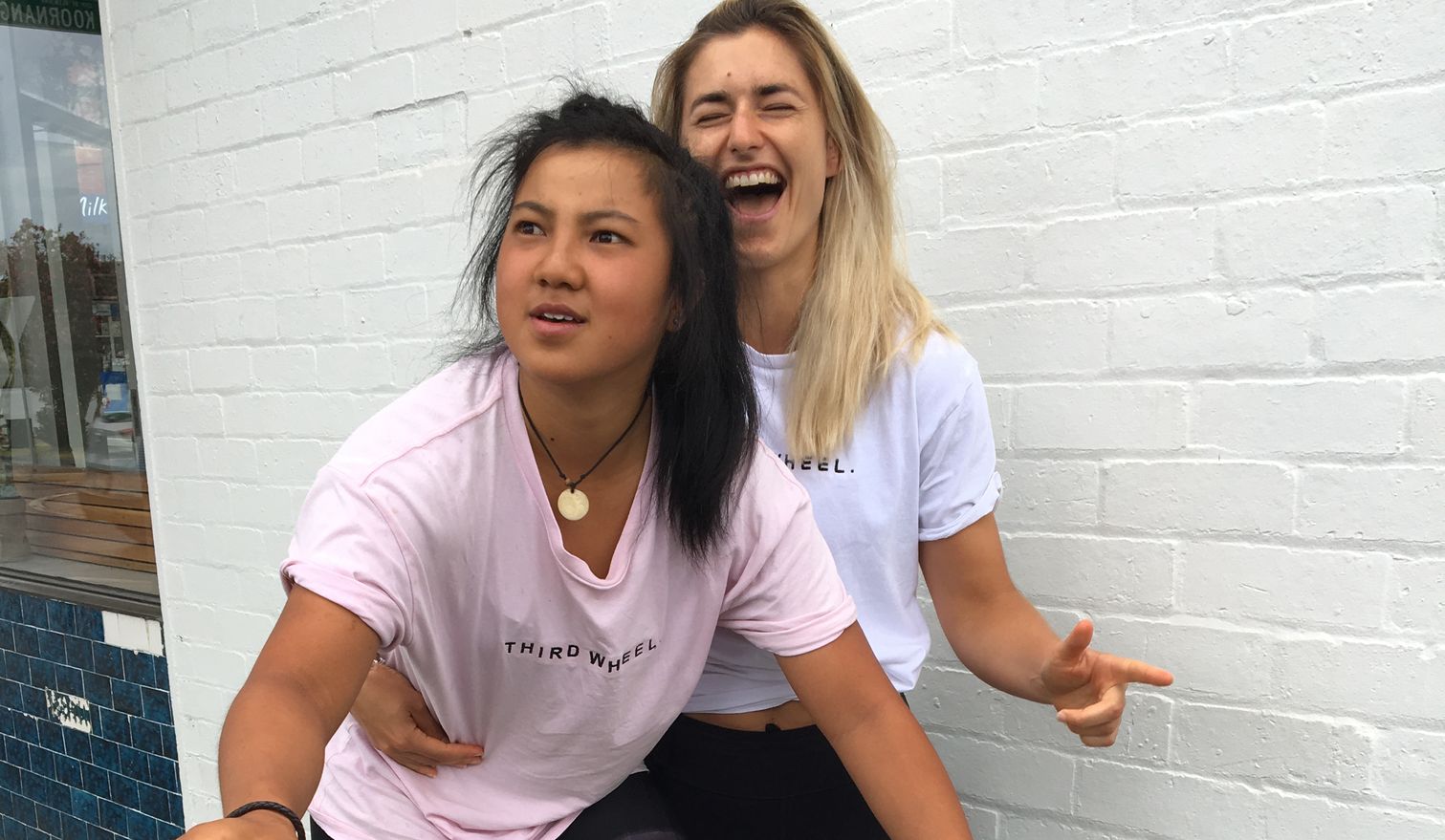 Young woman to cycle from Adelaide to Melbourne for her gay sister