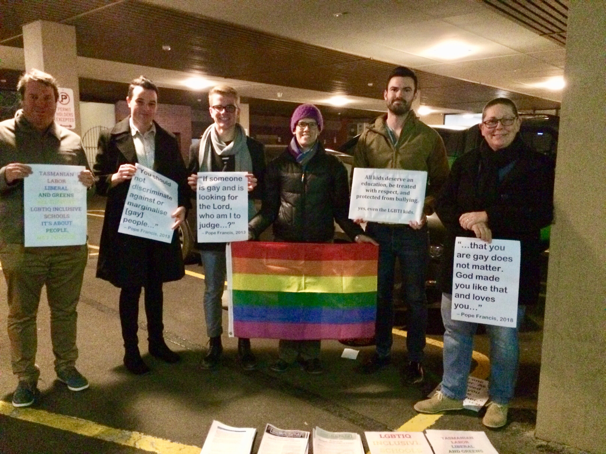 Community members challenge Kevin Andrews at anti-Safe Schools meeting in Hobart