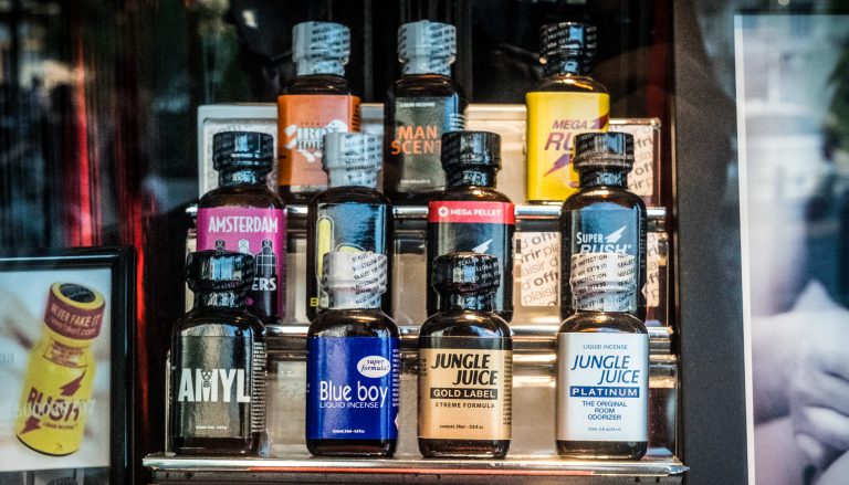 poppers amyl nitrate