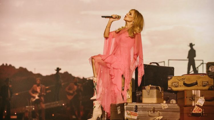 Kylie Minogue golden tour 2019