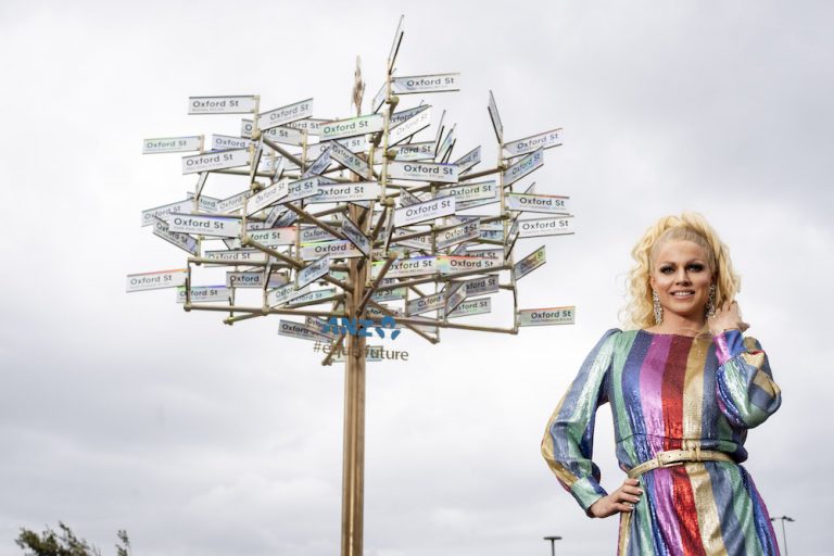 signs of love courtney act