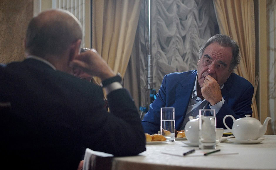 US director Oliver Stone praises Russia’s “gay propaganda” ban