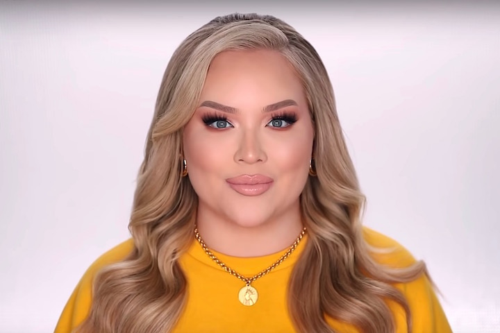 YouTuber Nikkie Tutorials comes out as transgender