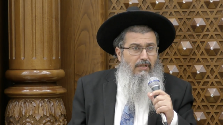 Rabbi Claims COVID-19 Vaccine Can Make People Gay