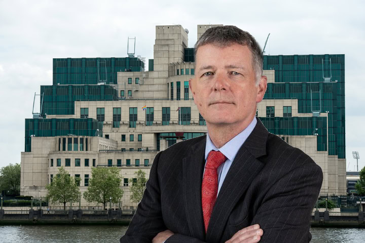 MI6 Apologises For Homophobic Policies & Practices