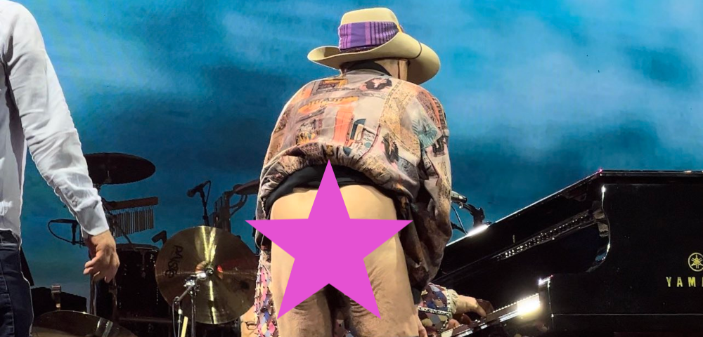 Molly Meldrum Flashes Audience During Elton John’s Melbourne Concert