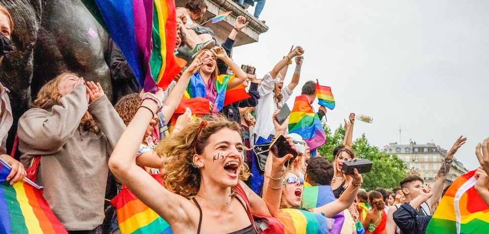 Oxford English Dictionary Added Over A Dozen LGBT Words In 2022