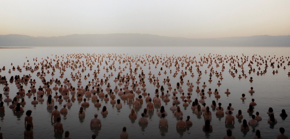 Strip Off Along Brisbane River For World Famous Photographer Spencer Tunick To Celebrate Diversity