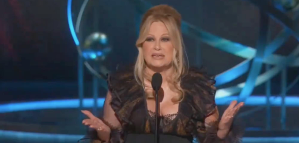Jennifer Coolidge Wins Emmy, Thanks The ‘Evil Gays’