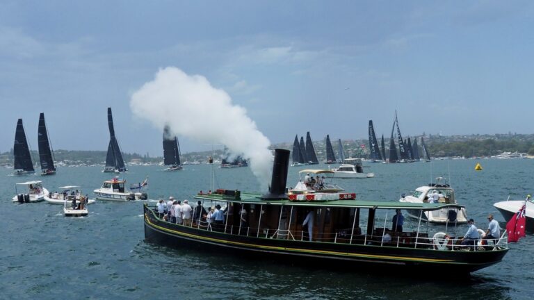 Lady Hopetoun at Sydney to Hobart 2023 768x432