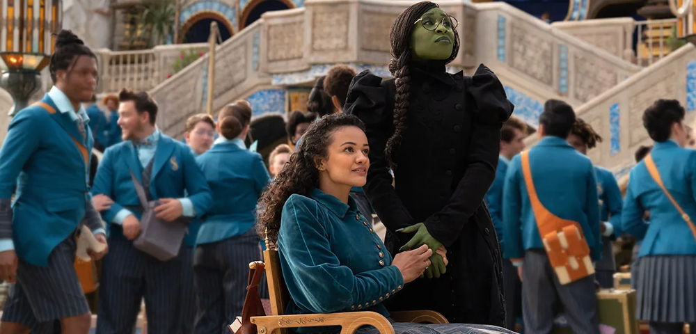 Wicked Star Lashes Out At Aussie Charged Over Ariana Grande Stunt