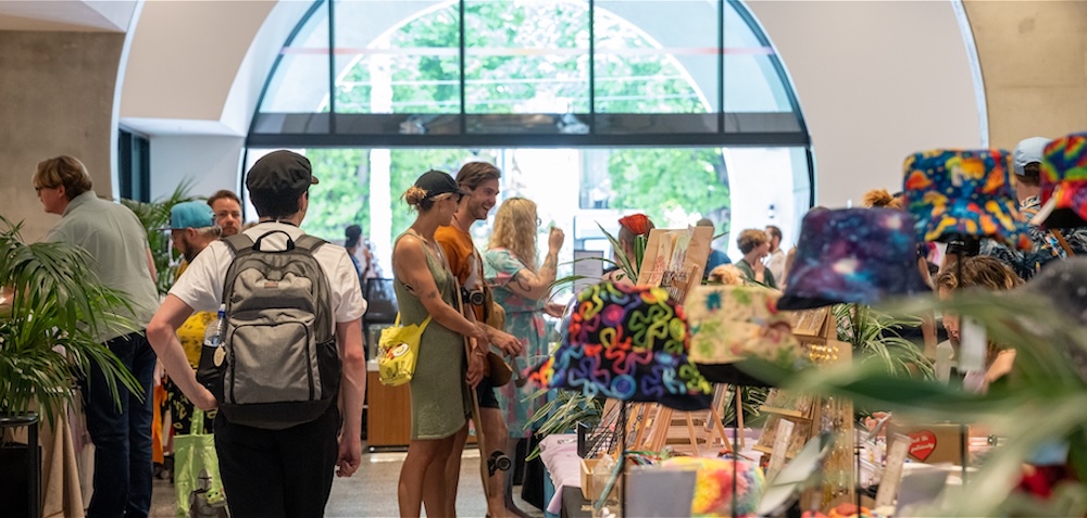 MELBOURNE PRIDE GUIDE: Gay Stuff Market