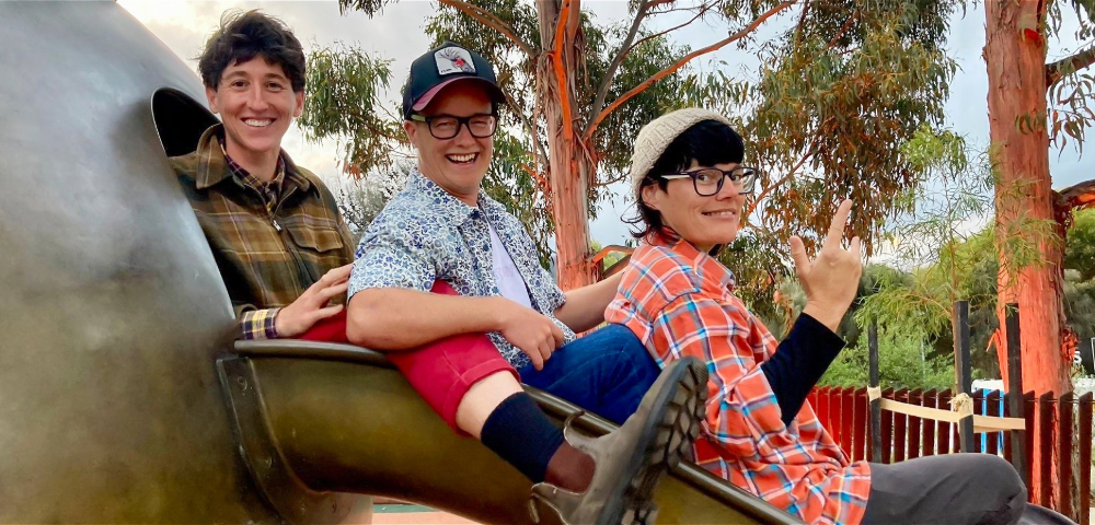 MELBOURNE PRIDE GUIDE: Hetslayer