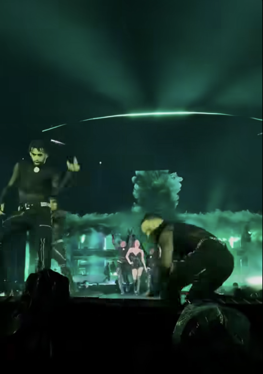 Lady Gaga Forced To Stop Show As Dancer Falls Off Stage - Star Observer