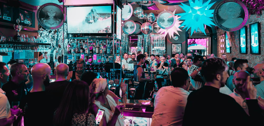 Long Island Ice Tea, Celebrity Handbags, and Exploding Ceilings: Your Tributes To The Stonewall Hotel