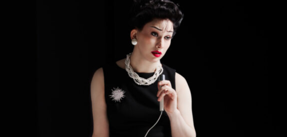 Jinkx Monsoon Earns Standing Ovation As Judy Garland In End Of The Rainbow
