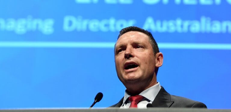 Lyle Shelton