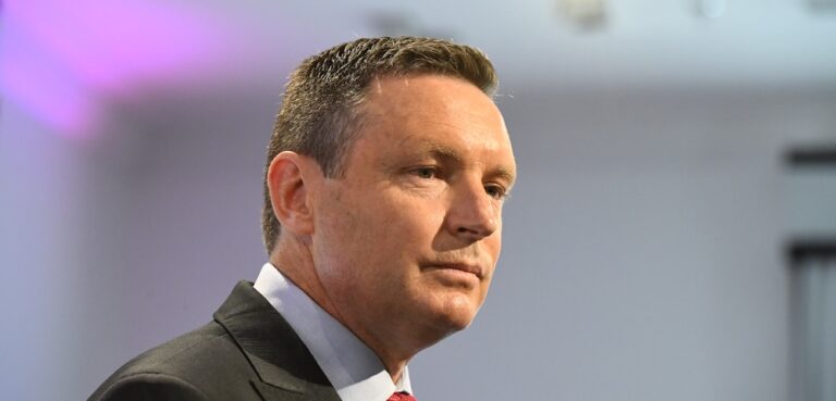Lyle Shelton tourism